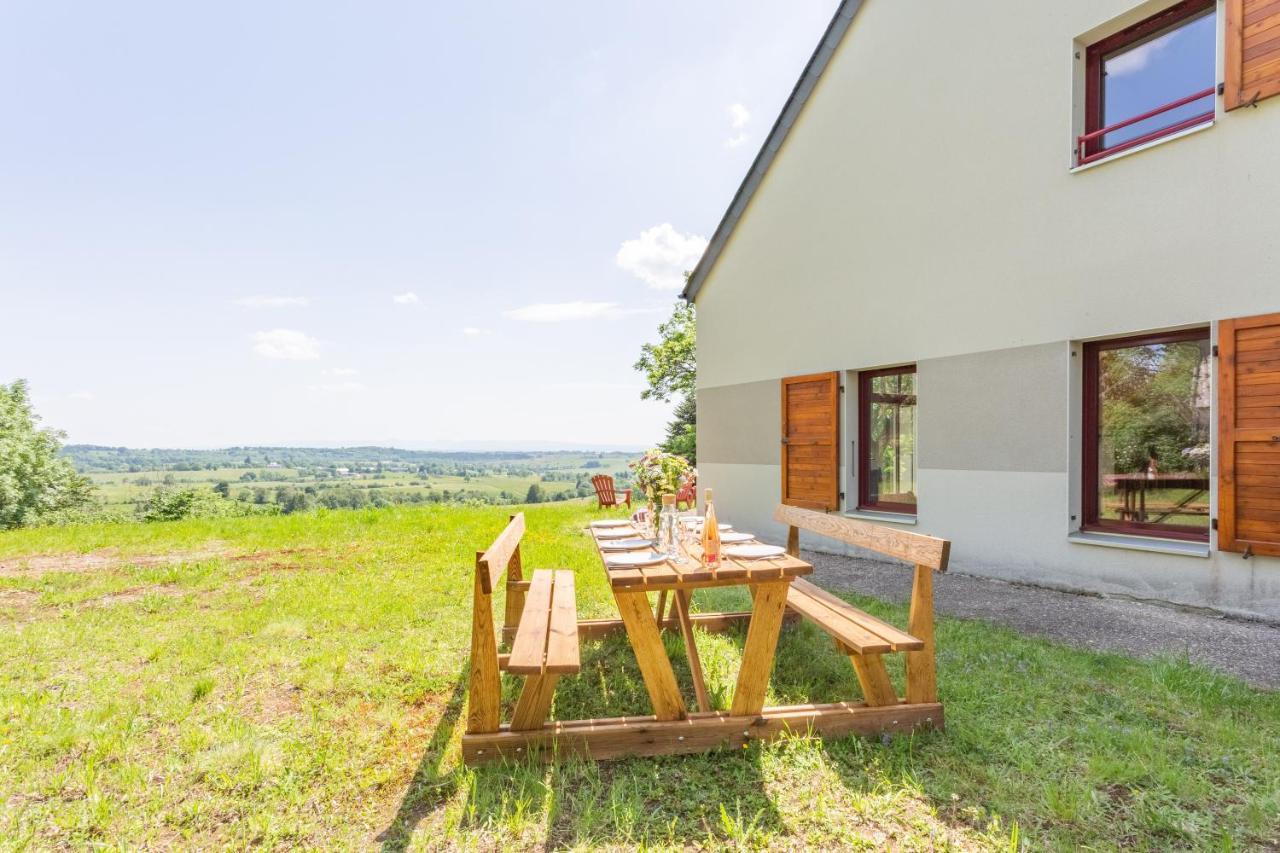Le Pré devant nous Picherande Extérieur photo